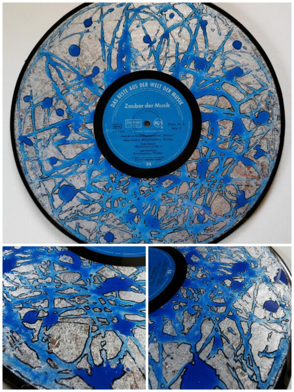 AcrylBlingArt Schallplattenkunst ein wunderschönes Highlight und Geschenk für jede/n Liebhaber/in von Musik und Kunst. Hochwertig mit Epoxidharz veredelt.